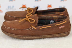 L.L. Bean Men's Hand Sewn Leather Slippers Size 9