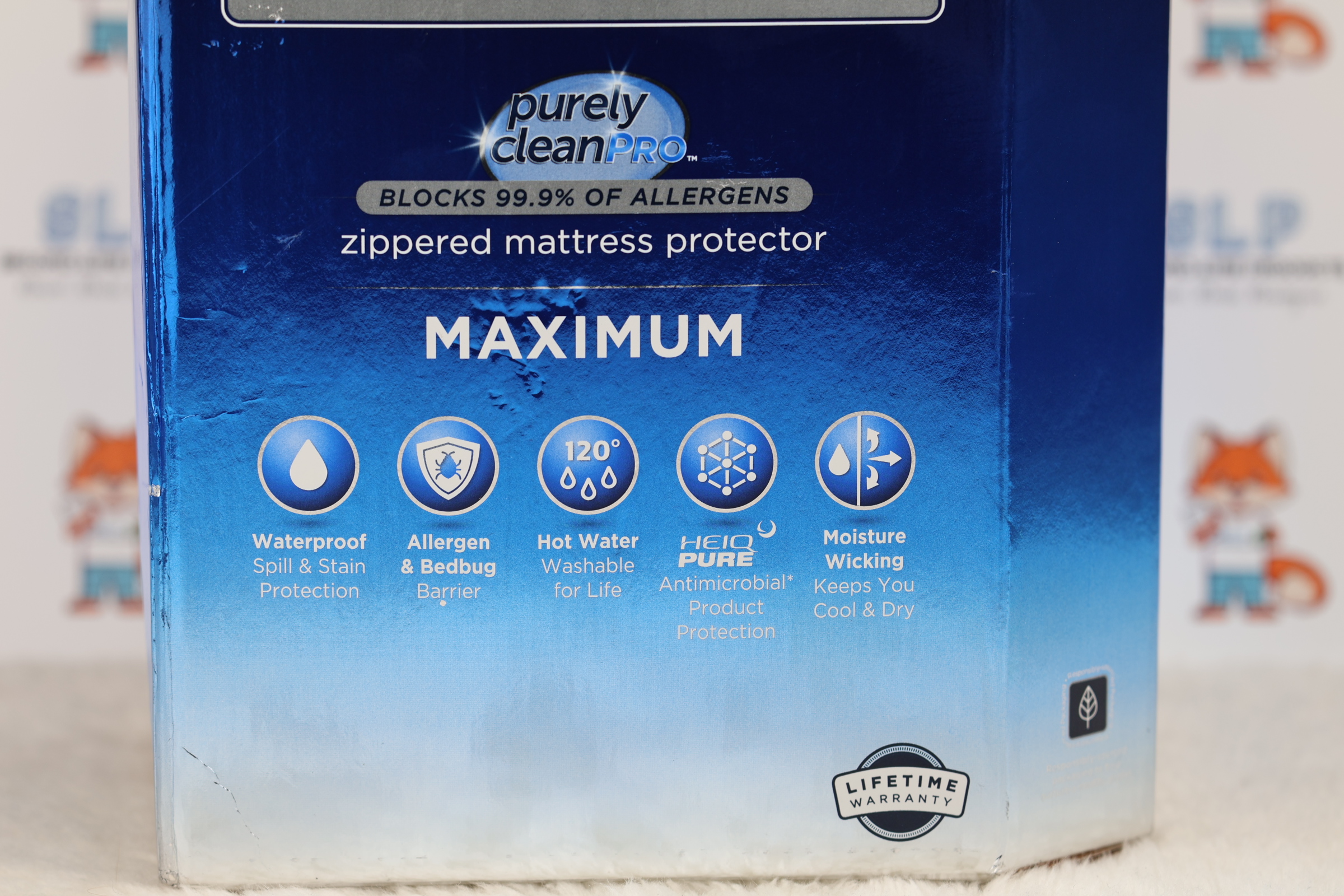 AllerEase Maximum Zippered Mattress Protector King Size - Image 3